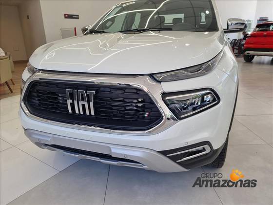 FIAT TORO 2.0 16V TURBO DIESEL RANCH 4WD AT9 FIAT TORO 2.0 16V TURBO DIESEL RANCH 4WD AT9